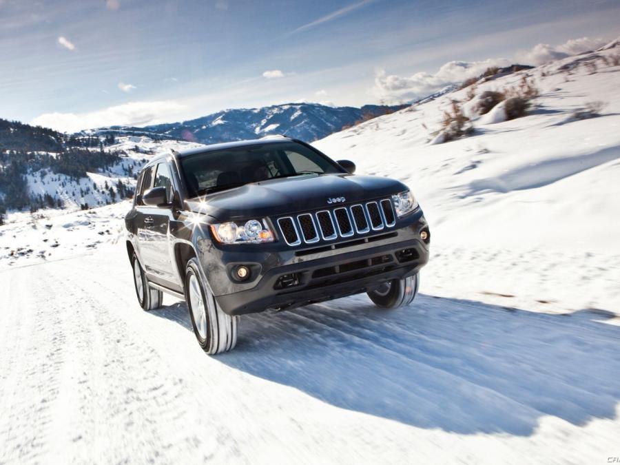  Jeep Compass 2010 года  (фото 5 из 17)